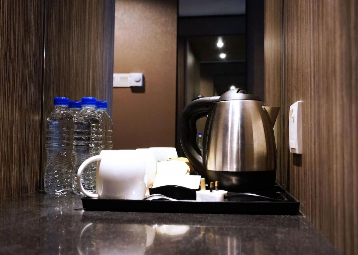 Hanoi Eternity Hotel Bagian luar foto