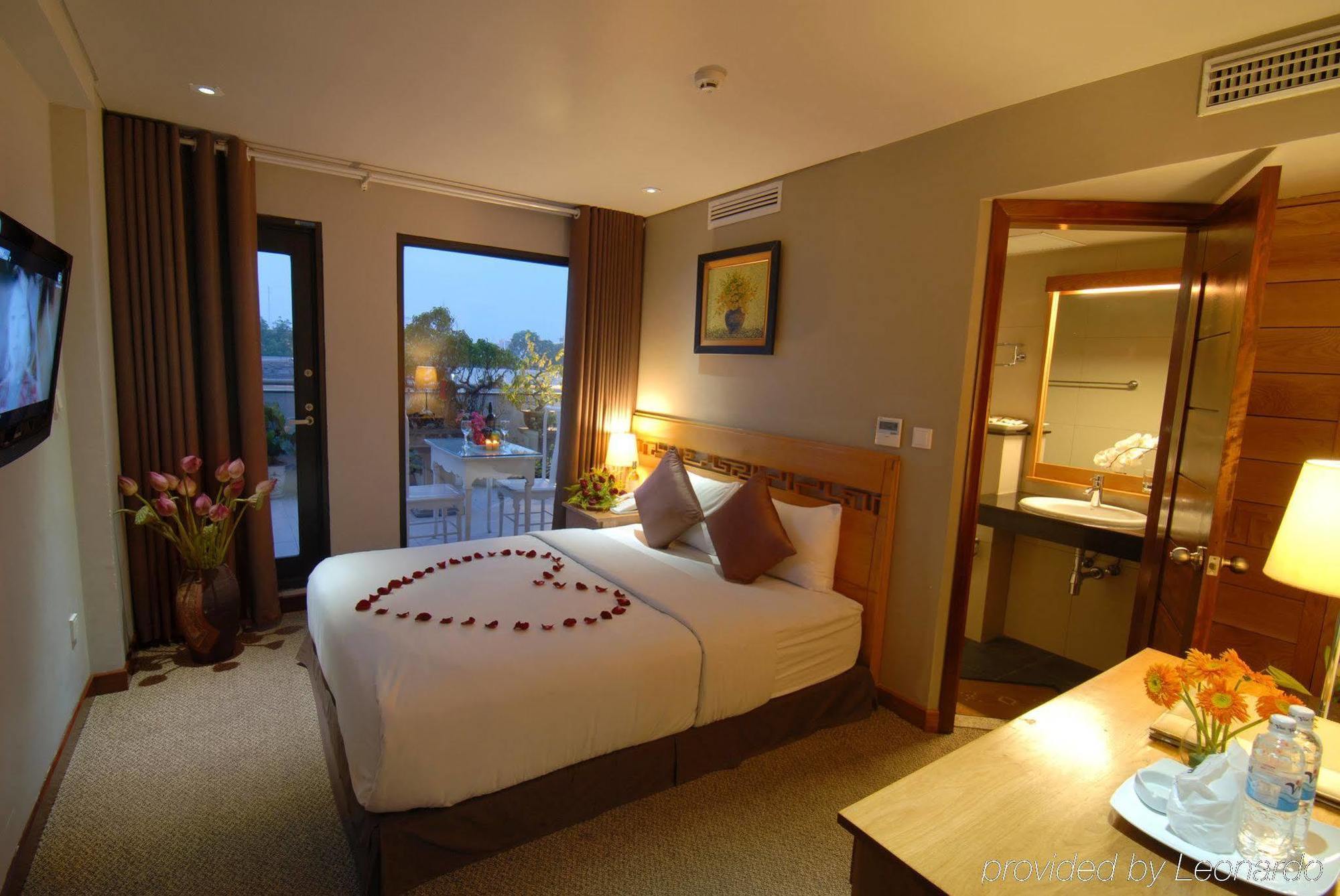 Hanoi Eternity Hotel Bagian luar foto